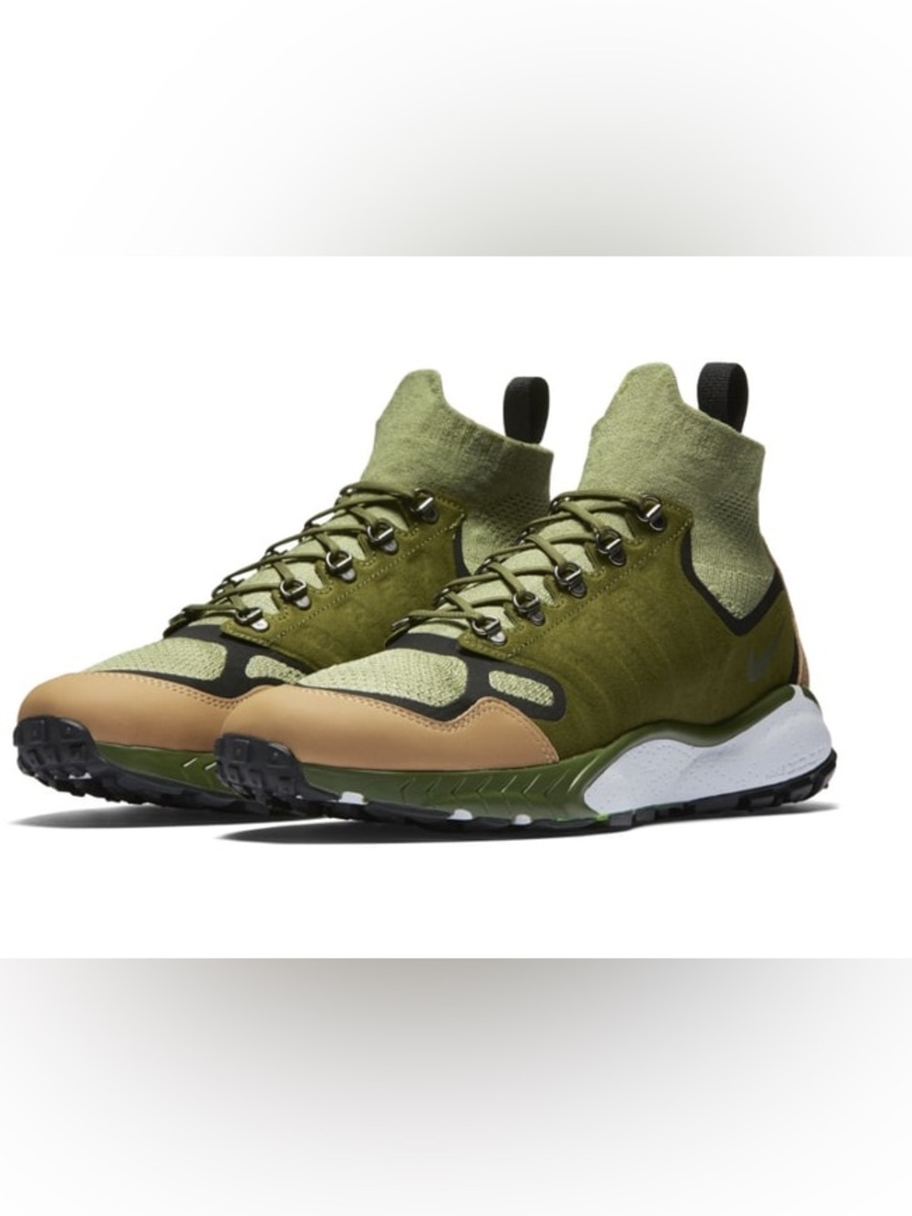 Nike Air Zoom Talaria Mid Flyknit Military Green. Size 9.